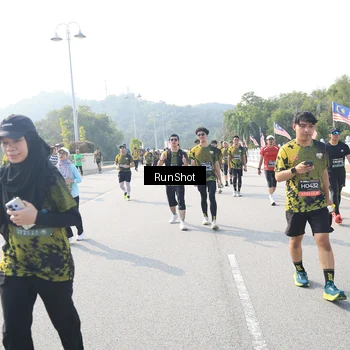 Runner Photo 6926393