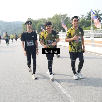 Runner Photo 6926400