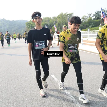 Runner Photo 6926405