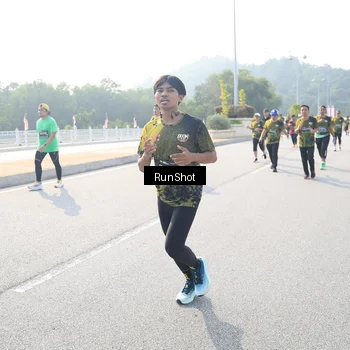 Runner Photo 6926424