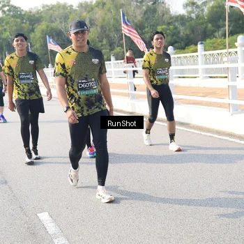 Runner Photo 6926430