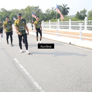 Runner Photo 6926432