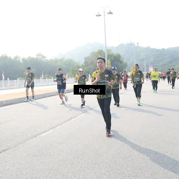 Runner Photo 6926442