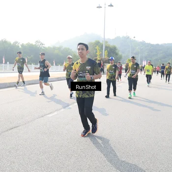 Runner Photo 6926445