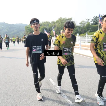 Runner Photo 6926449