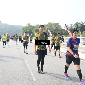 Runner Photo 6926453