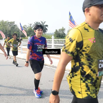 Runner Photo 6926458