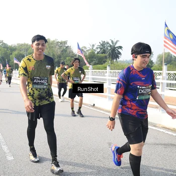 Runner Photo 6926461