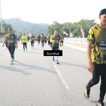 Runner Photo 6926463