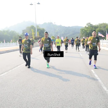 Runner Photo 6926466