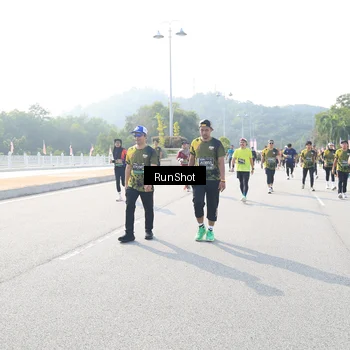 Runner Photo 6926467
