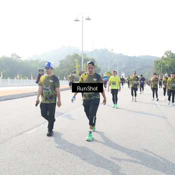 Runner Photo 6926474