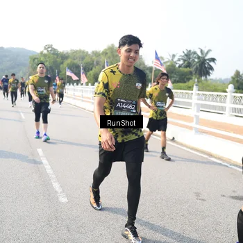 Runner Photo 6926480