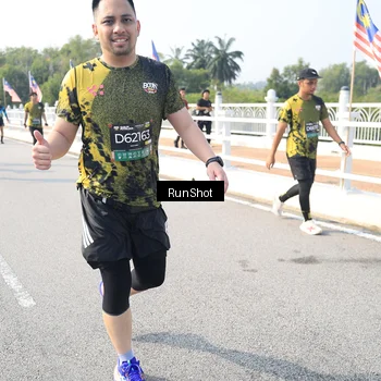 Runner Photo 6926487