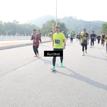 Runner Photo 6926497