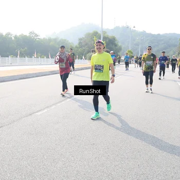 Runner Photo 6926498