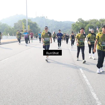 Runner Photo 6926507