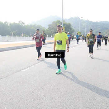 Runner Photo 6926510