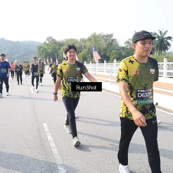 Runner Photo 6926516