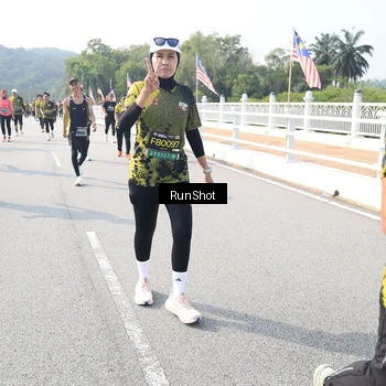 Runner Photo 6926523