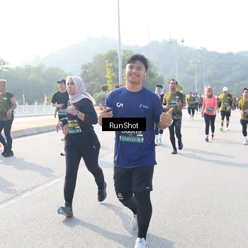 Runner Photo 6926537