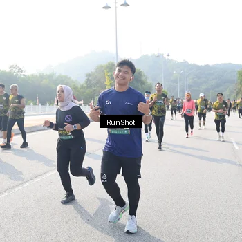 Runner Photo 6926542