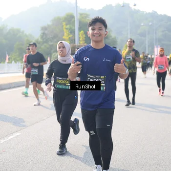 Runner Photo 6926545