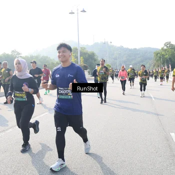 Runner Photo 6926547