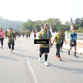 Runner Photo 6926552