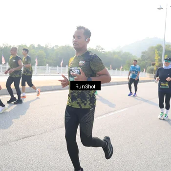 Runner Photo 6926555