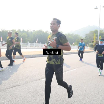 Runner Photo 6926560