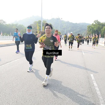 Runner Photo 6926561