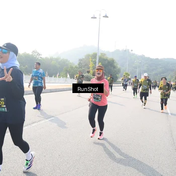 Runner Photo 6926564