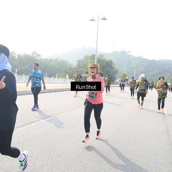 Runner Photo 6926565