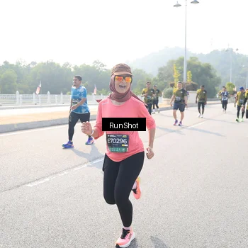 Runner Photo 6926571
