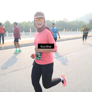 Runner Photo 6926577