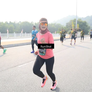 Runner Photo 6926580
