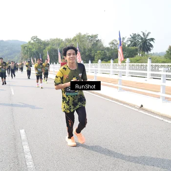 Runner Photo 6926583