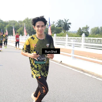 Runner Photo 6926590