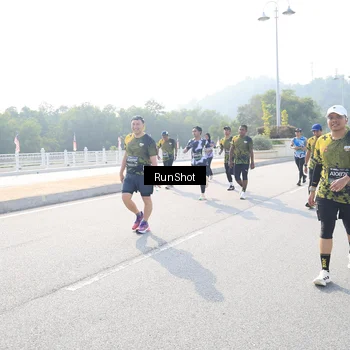 Runner Photo 6926612