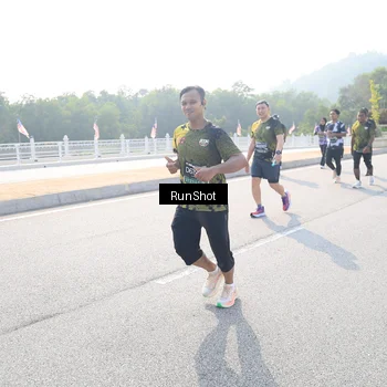 Runner Photo 6926619