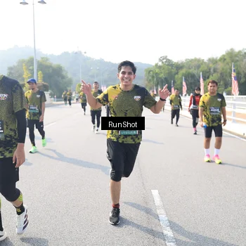 Runner Photo 6926624