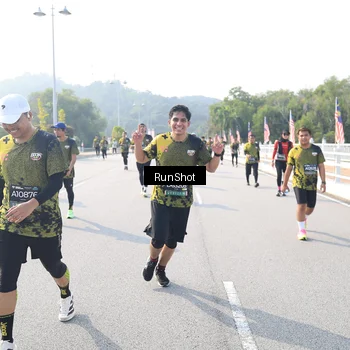 Runner Photo 6926625