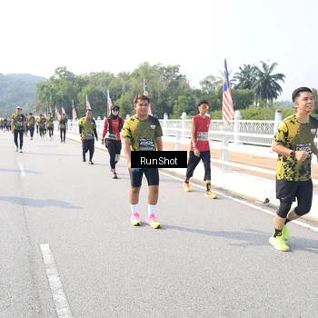 Runner Photo 6926638