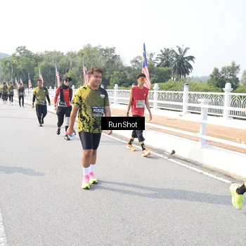 Runner Photo 6926643