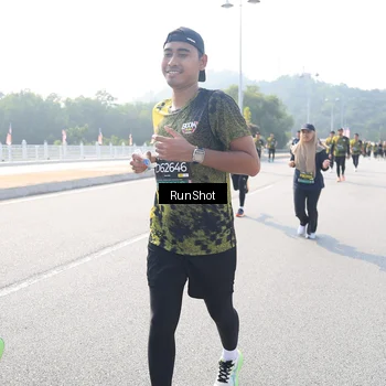 Runner Photo 6926659