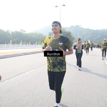 Runner Photo 6926661