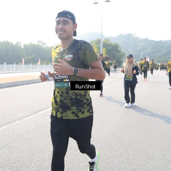 Runner Photo 6926664