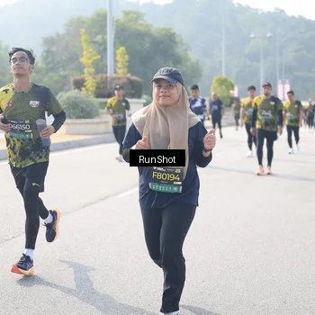 Runner Photo 6926670