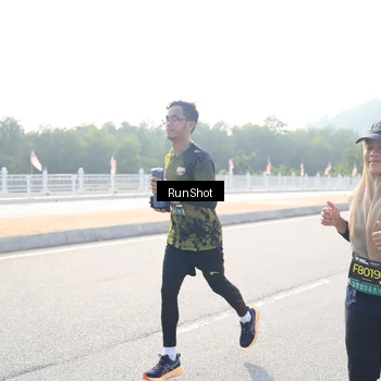 Runner Photo 6926673